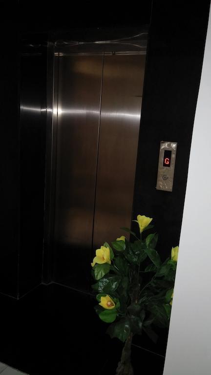 Capital Suites Bangalore Eksteriør bilde