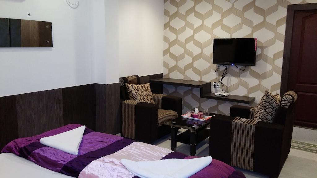 Capital Suites Bangalore Eksteriør bilde