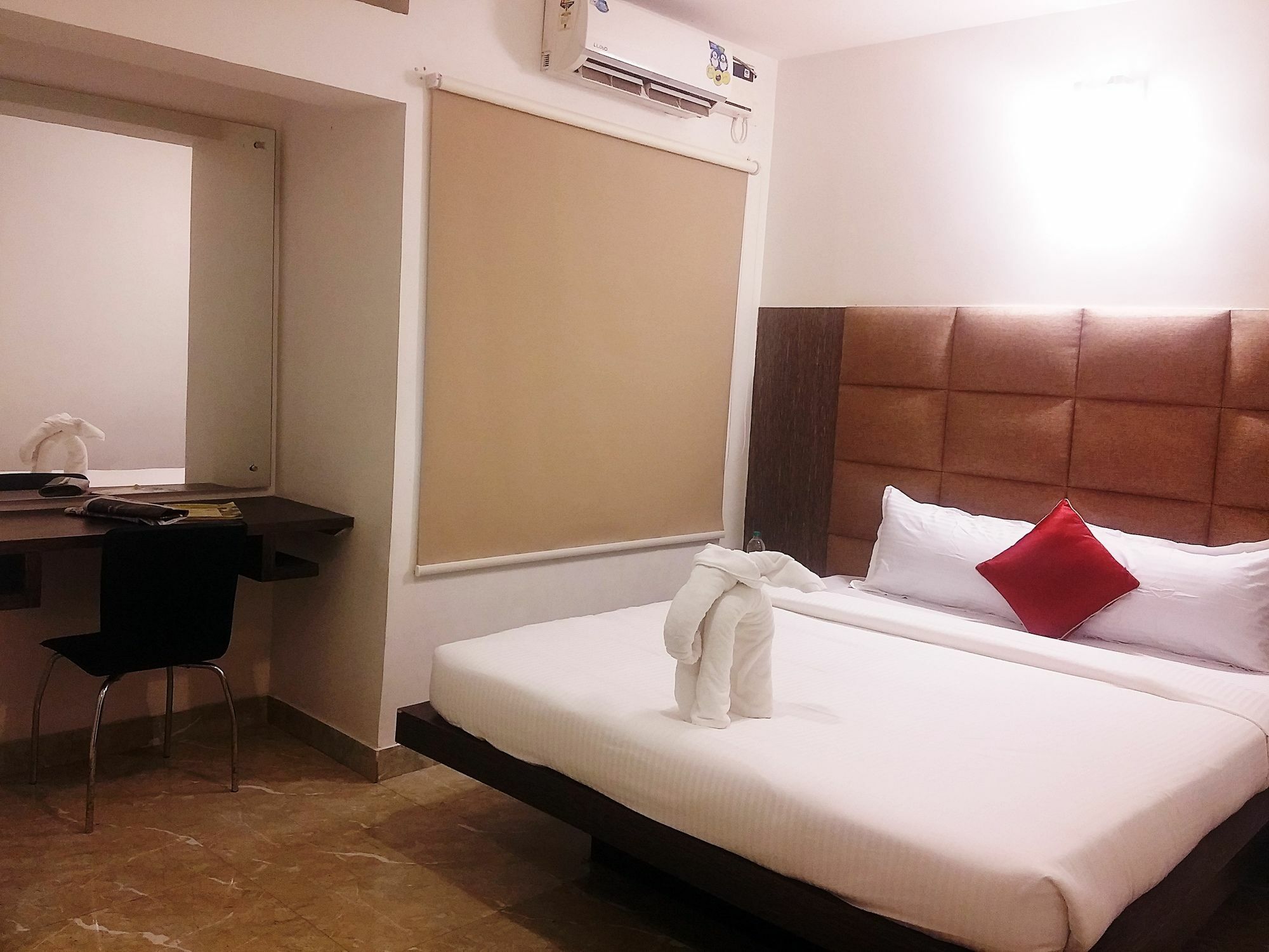 Capital Suites Bangalore Eksteriør bilde