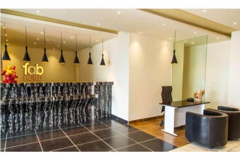 Capital Suites Bangalore Eksteriør bilde